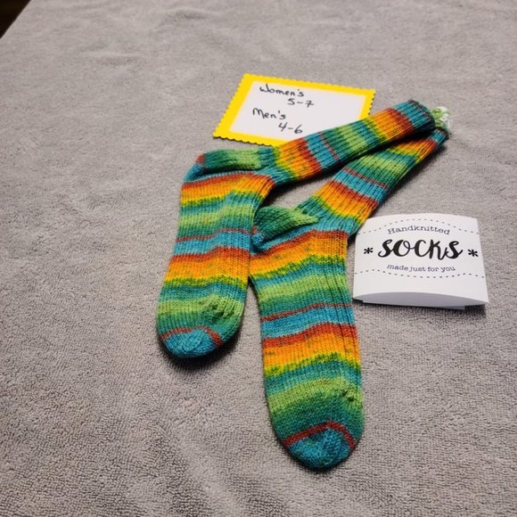 Hand knitted socks: assorted sizes: children, adults and large feet socks - Picture 4 of 16